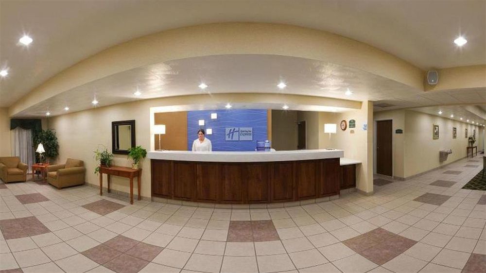 Holiday Inn Express Hotel & Suites Elkins By Ihg Exterior photo